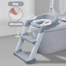 Load image into Gallery viewer, Folding Children&#39;s Pot Baby Boy Children&#39;s Potty Urinal for Boys with Step Stool Ladder Portable Baby Potty Toilet Training Seat
